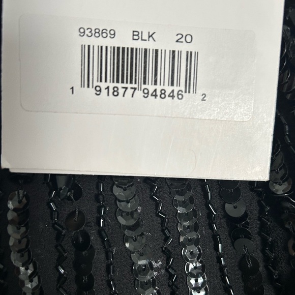 MAC DUGGAL 93869 NWT Black Embellished Beaded Column Cape Gown - Picture 6 of 6